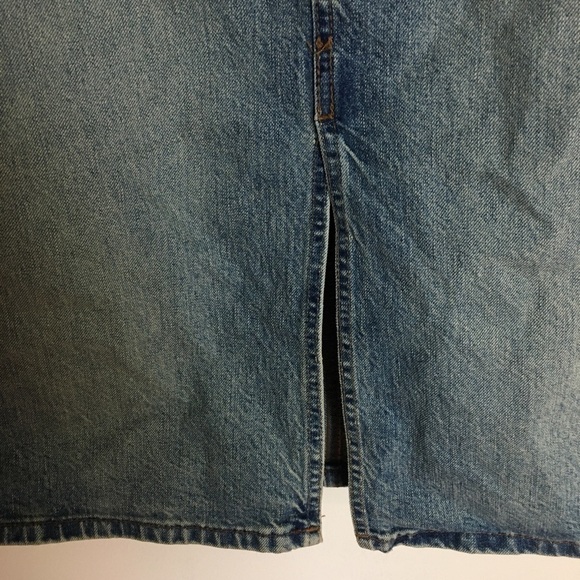 90’s Vintage denim jean skirt. Front slit blue classic preppy - Picture 7 of 7